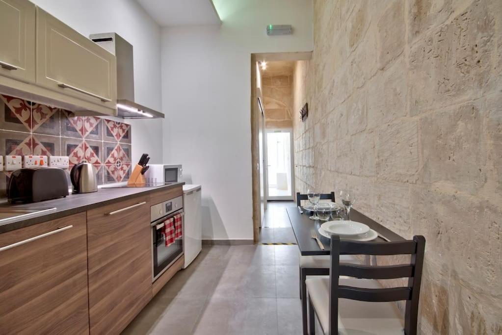 Vallettastay Old Lodge Apartment 4 المظهر الخارجي الصورة