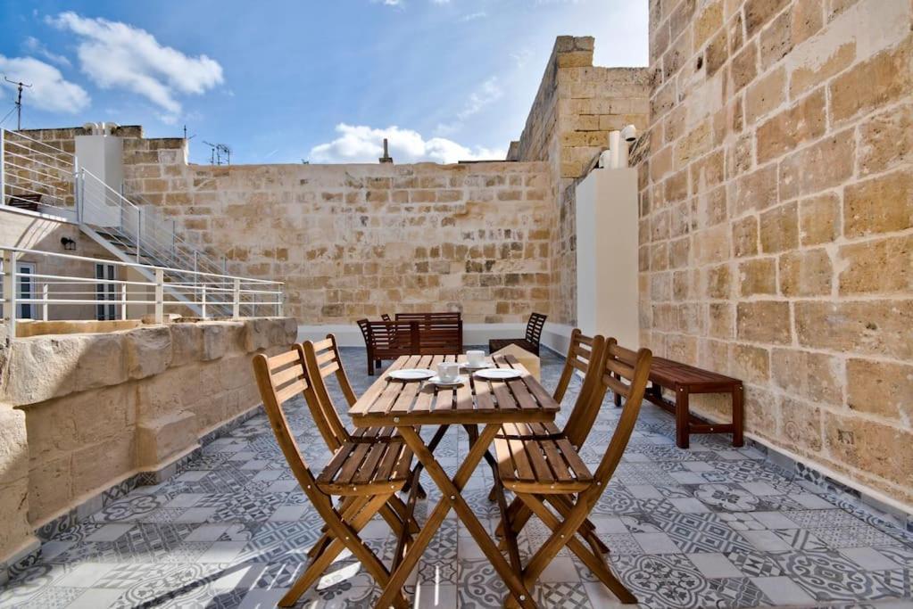 Vallettastay Old Lodge Apartment 4 المظهر الخارجي الصورة