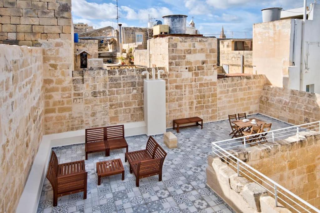 Vallettastay Old Lodge Apartment 4 المظهر الخارجي الصورة