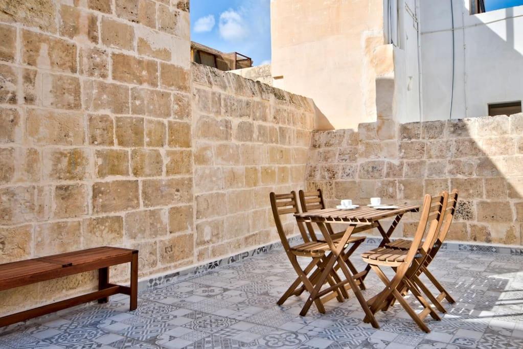 Vallettastay Old Lodge Apartment 4 المظهر الخارجي الصورة