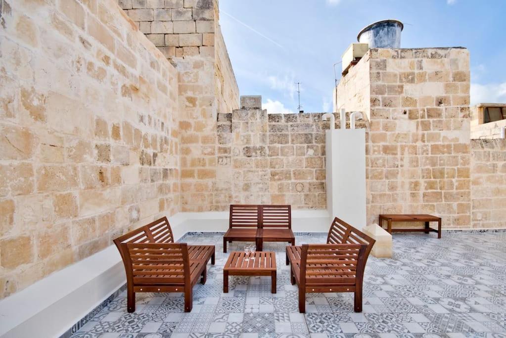 Vallettastay Old Lodge Apartment 4 المظهر الخارجي الصورة