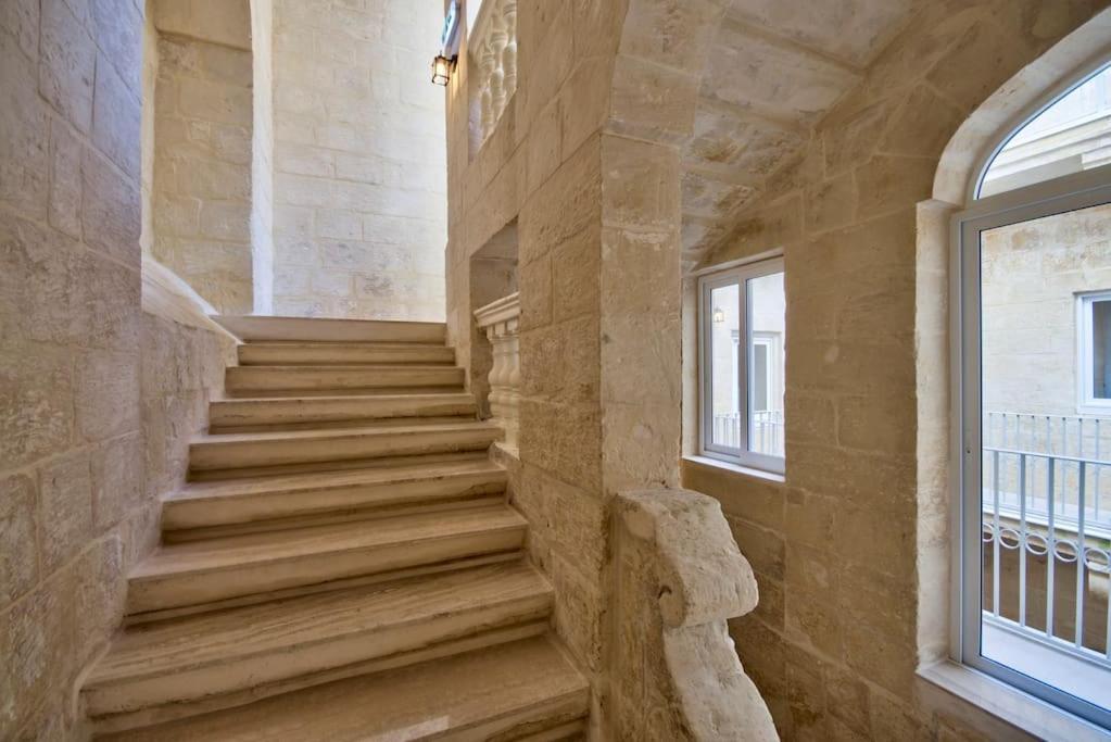 Vallettastay Old Lodge Apartment 4 المظهر الخارجي الصورة